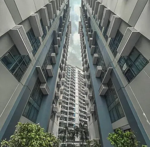 Unit Viceroy Residences Mckinley Hill Cd22b Apartment *